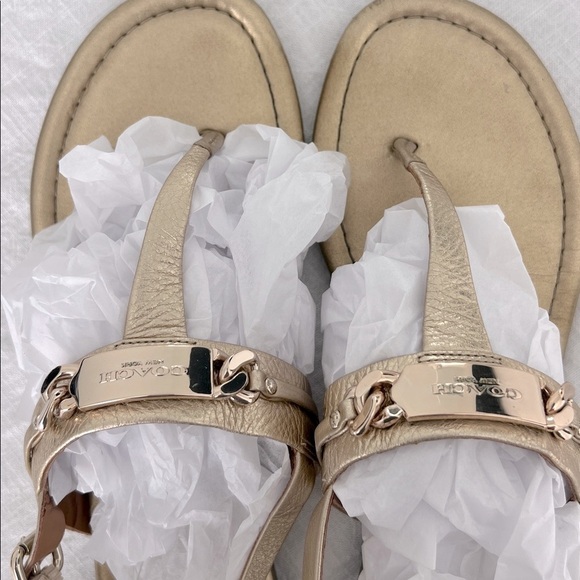 Coach Caterine Gold Leather Chainlink Sandals 7.5 - Picture 10 of 13